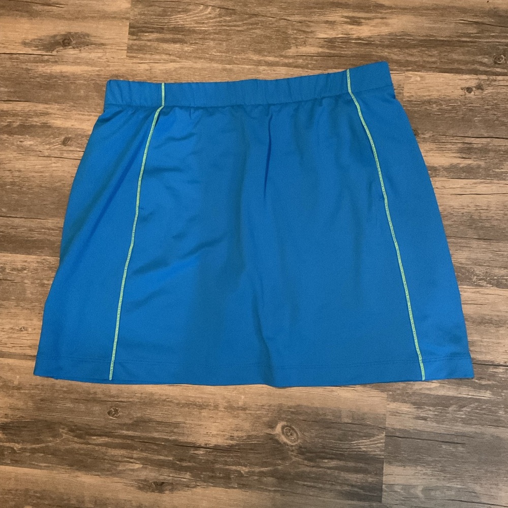 Nike Golf Blue Athletic Skort with Green Accents